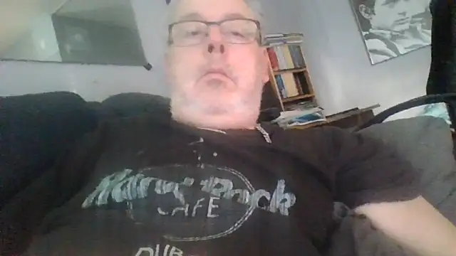 donswede61 online show from March 9, 2026, 3:38 pm