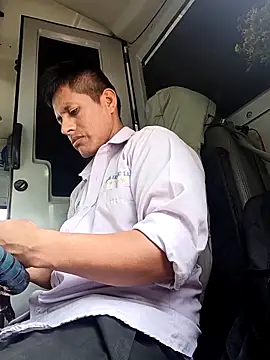 Snapshot of alexchir4 chatting on September 11, 2025, 7:36 pm alexchir4 online show from September 11, 2025, 7:36 pm