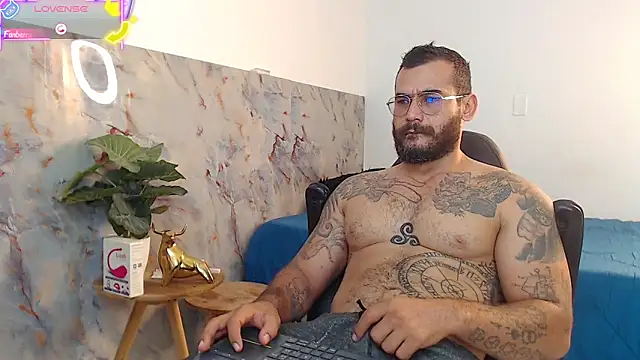 Snapshot of hanz_col chatting on September 24, 2025, 11:13 am hanz col online show from September 24, 2025, 11:13 am