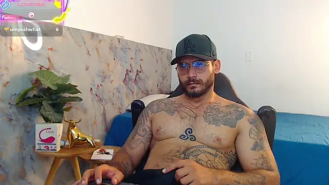 Snapshot of hanz_col chatting on September 26, 2025, 11:14 am hanz col online show from September 26, 2025, 11:14 am