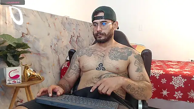 Snapshot of hanz_col chatting on October 2, 2025, 2:13 pm hanz col online show from October 2, 2025, 2:13 pm