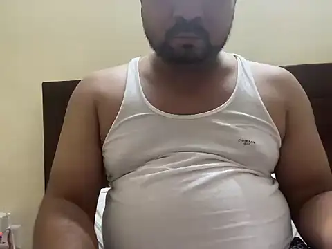 coolboy6566 online show from September 19, 2025, 7:47 pm