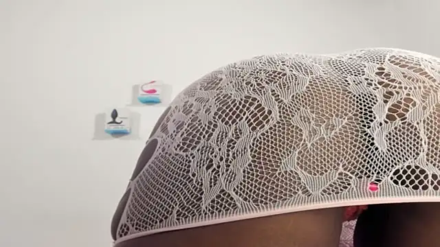 laisladecristal online show from April 23, 2026, 10:23 pm