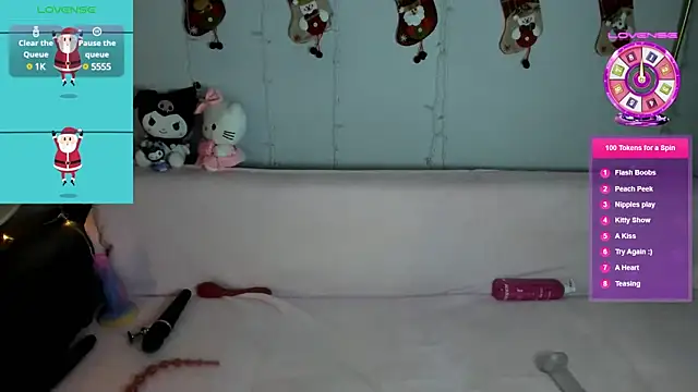 emili blanc online show from December 13, 2024, 1:44 pm