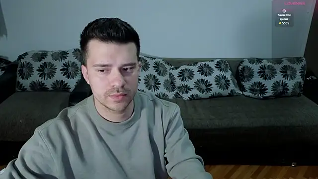 JohnnyStepBro online show from April 3, 2026, 9:35 pm