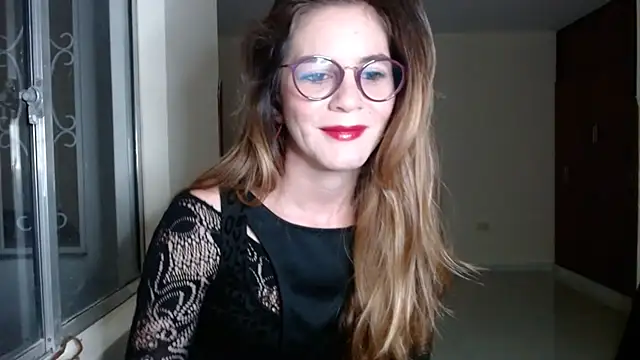 Snapshot of Hanny_24 chatting on December 12, 2024, 8:47 am Hanny 24 online show from December 12, 2024, 8:47 am