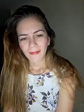 Snapshot of Hanny_24 chatting on March 5, 2025, 7:16 am Hanny 24 online show from March 5, 2025, 7:16 am