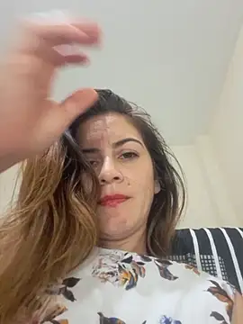 Snapshot of Hanny_24 chatting on March 6, 2025, 6:41 am Hanny 24 online show from March 6, 2025, 6:41 am