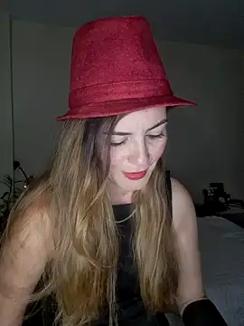 Snapshot of Hanny_24 chatting on March 14, 2025, 6:42 am Hanny 24 online show from March 14, 2025, 6:42 am