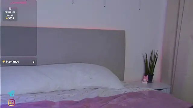 Lisa Moones online show from January 18, 2025, 4:31 pm