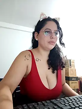 babyluna939 online show from March 6, 2026, 7:21 pm