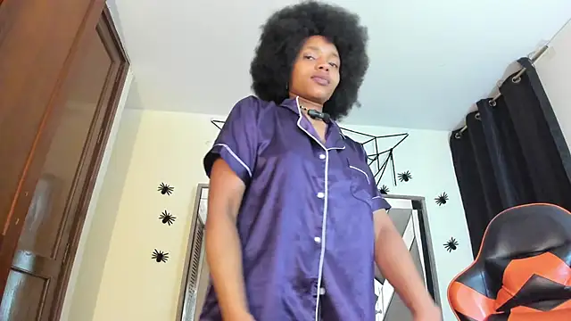 sara williams01 online show from October 26, 2025, 1:22 am