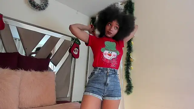 sara williams01 online show from December 22, 2025, 1:41 pm