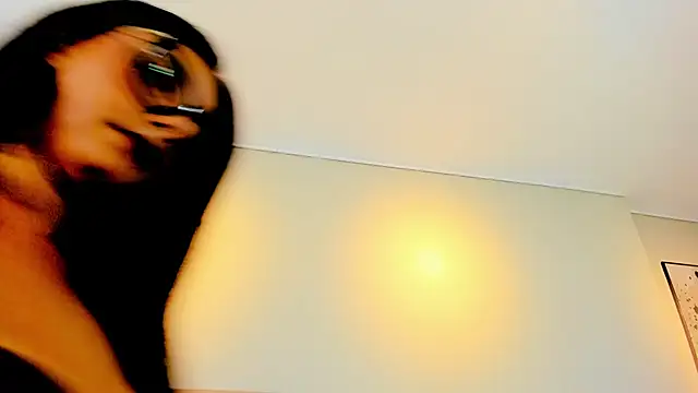 Isis Osman online show from February 6, 2026, 7:17 pm