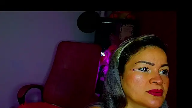 scarletteowens online show from April 15, 2026, 2:24 pm