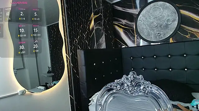 Bruja  Scarlata online show from September 24, 2025, 10:18 am