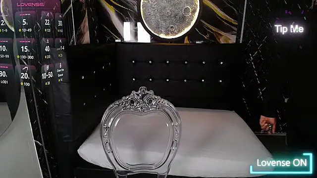 Bruja  Scarlata online show from October 22, 2025, 10:15 am