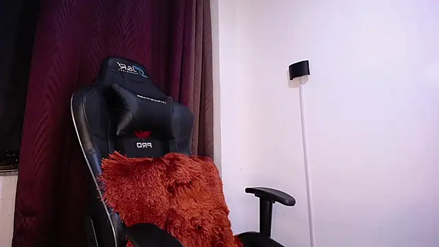 janna isa online show from March 6, 2025, 6:26 pm