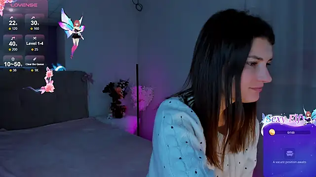 Snapshot of Laura_Leee chatting on January 11, 2025, 6:35 am Laura Leee online show from January 11, 2025, 6:35 am