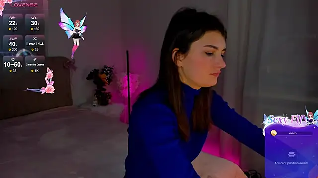 Snapshot of Laura_Leee chatting on January 16, 2025, 6:14 am Laura Leee online show from January 16, 2025, 6:14 am