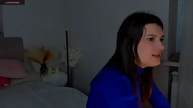 Snapshot of Laura_Leee chatting on February 2, 2025, 6:26 am Laura Leee online show from February 2, 2025, 6:26 am