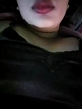 Snapshot of Miss-Siyaa chatting on December 18, 2024, 6:03 pm Miss-Siyaa online show from December 18, 2024, 6:03 pm