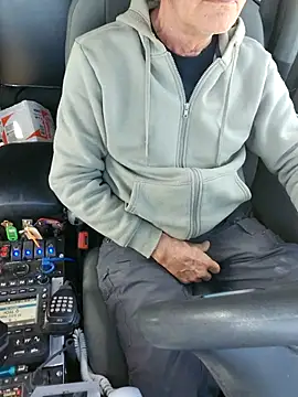 vanscr1 online show from March 5, 2025, 7:27 pm