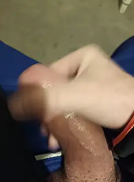 Snapshot of casper0303 chatting on January 23, 2025, 10:22 pm casper0303 online show from January 23, 2025, 10:22 pm