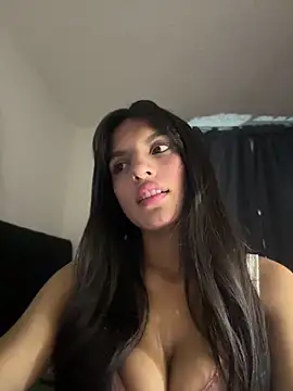 Dulceeany online show from March 15, 2026, 3:34 am