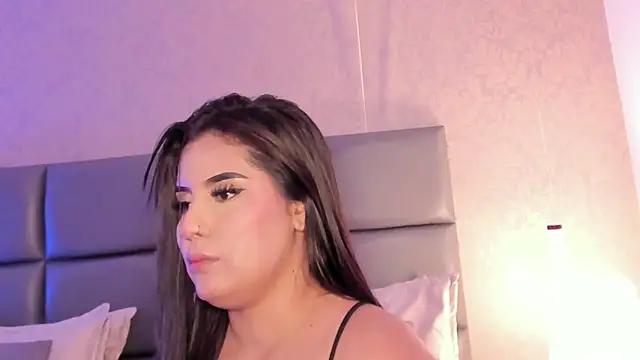 SpicySugar  online show from March 8, 2026, 2:04 am