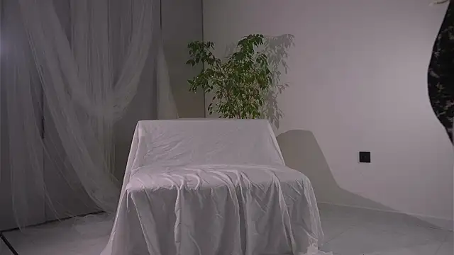 lorrie love story online show from November 22, 2025, 9:52 am