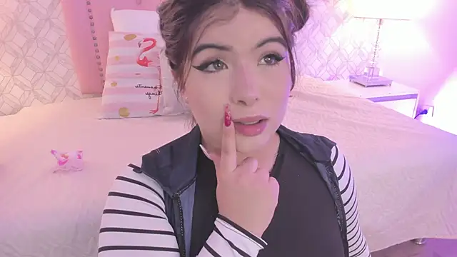 martina rivera  online show from February 26, 2026, 12:04 pm