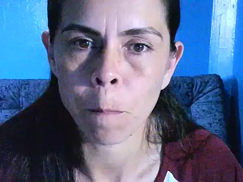 Snapshot of Marilyn_xxxx chatting on December 18, 2024, 6:35 pm Marilyn xxxx online show from December 18, 2024, 6:35 pm