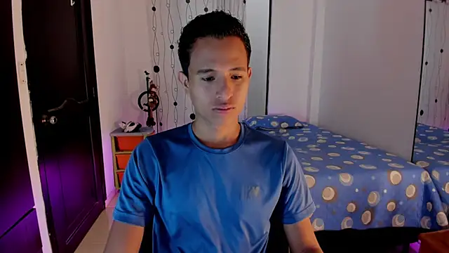 Snapshot of alessandro_wizard chatting on March 11, 2025, 1:34 pm alessandro wizard online show from March 11, 2025, 1:34 pm