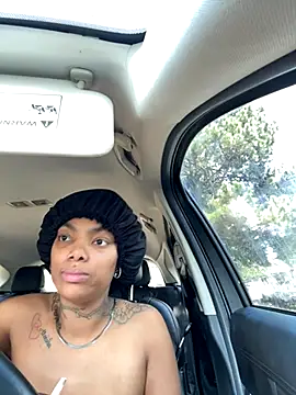 butterflybootyy online show from September 21, 2025, 5:25 pm