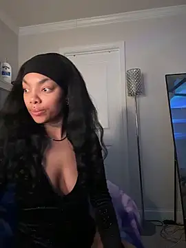 butterflybootyy online show from March 13, 2026, 6:42 am