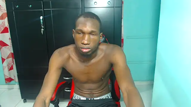 Snapshot of black30cmdick chatting on October 10, 2025, 7:13 pm black30cmdick online show from October 10, 2025, 7:13 pm