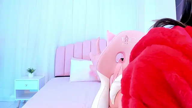 Bella reaset18 online show from December 10, 2024, 7:22 pm