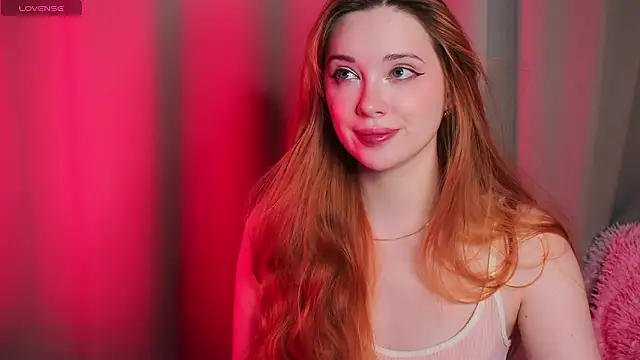 Snapshot of YourSkyAni chatting on February 13, 2026, 12:23 pm YourSkyAni online show from February 13, 2026, 12:23 pm