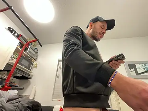 Snapshot of ganosex chatting on December 6, 2024, 11:33 am ganosex online show from December 6, 2024, 11:33 am