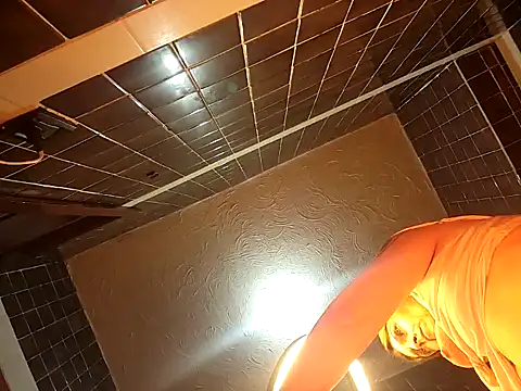 Lizzymontanaa online show from March 20, 2025, 3:02 am