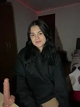 Snapshot of emiliaharper408 chatting on March 7, 2025, 7:41 am emiliaharper408 online show from March 7, 2025, 7:41 am