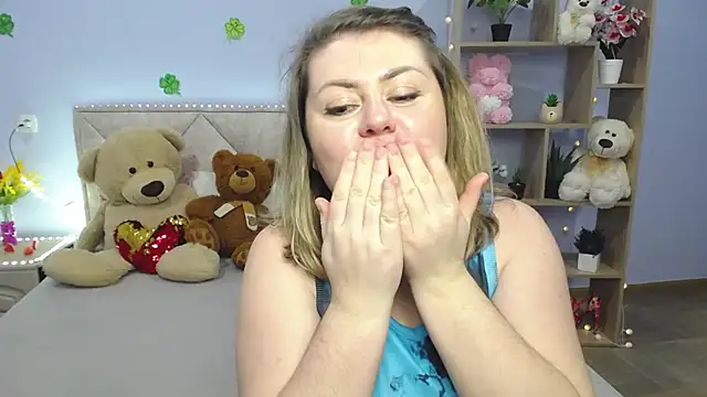 ZannaDreil online show from March 14, 2025, 10:07 am