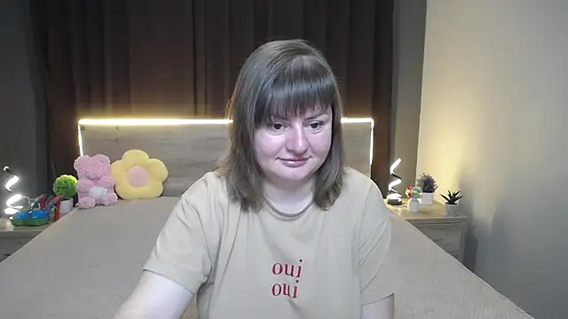 ZannaDreil online show from October 12, 2025, 6:29 pm