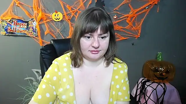 ZannaDreil online show from October 26, 2025, 7:20 pm