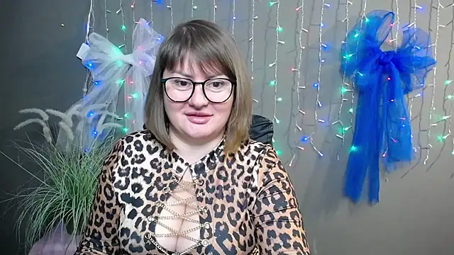 ZannaDreil online show from November 7, 2025, 7:03 pm