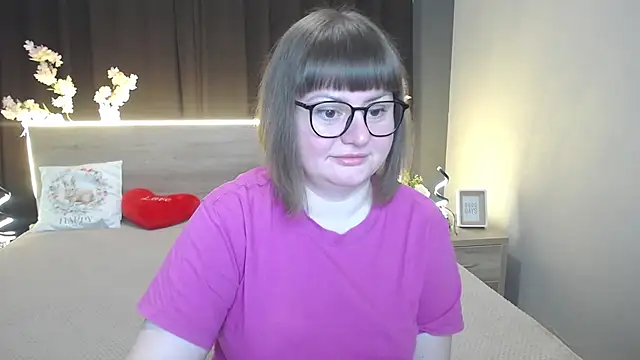 ZannaDreil online show from March 27, 2026, 7:13 pm