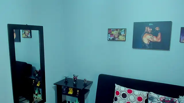 Snapshot of SamirHazard97 chatting on January 30, 2025, 2:06 am SamirHazard97 online show from January 30, 2025, 2:06 am