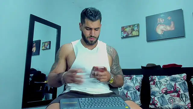 Snapshot of SamirHazard97 chatting on September 18, 2025, 9:17 pm SamirHazard97 online show from September 18, 2025, 9:17 pm