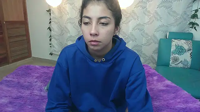 Snapshot of Mya_paris chatting on December 15, 2024, 6:07 am Mya paris online show from December 15, 2024, 6:07 am